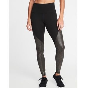 Old Navy Go Active Leggings with Metallic Spec Detail
